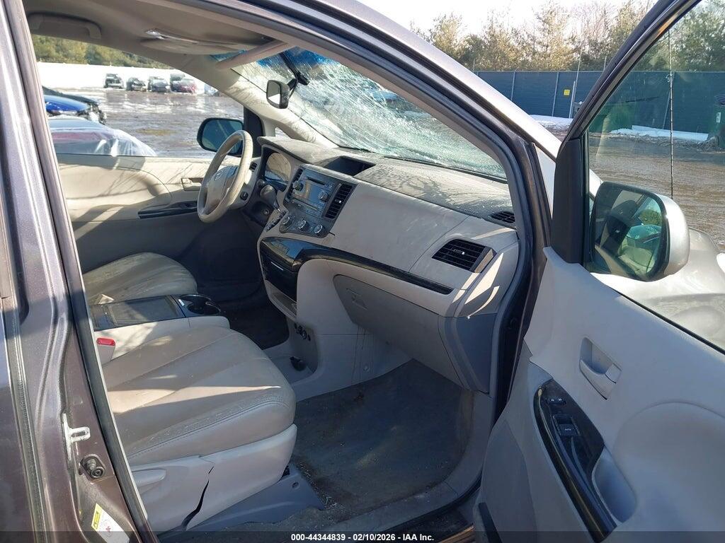 5TDKK3DC0CS176508 2012 TOYOTA SIENNA photo no. 5