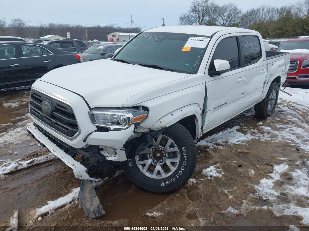 3TMAZ5CN5JM064001 2018 TOYOTA TACOMA photo no. 2