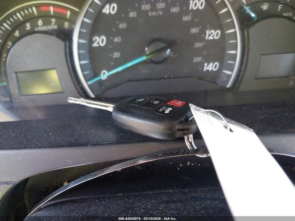 4T4BF1FK5DR323532 2013 TOYOTA CAMRY photo no. 11