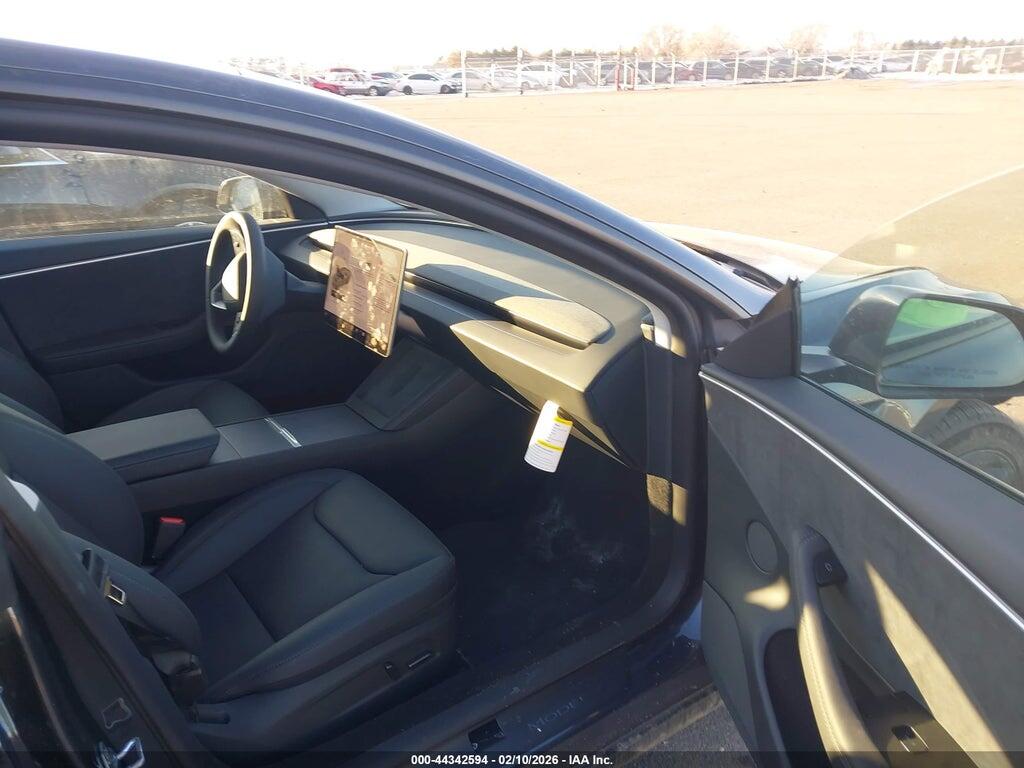 5YJ3E1EB8TF118303 2026 TESLA MODEL 3 photo no. 5