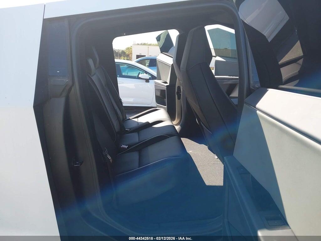 7G2CEHED7SA074376 2025 TESLA CYBERTRUCK photo no. 8