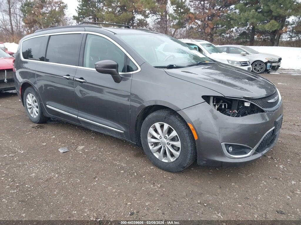 2C4RC1BG0HR795812 2017 CHRYSLER PACIFICA photo no. 1