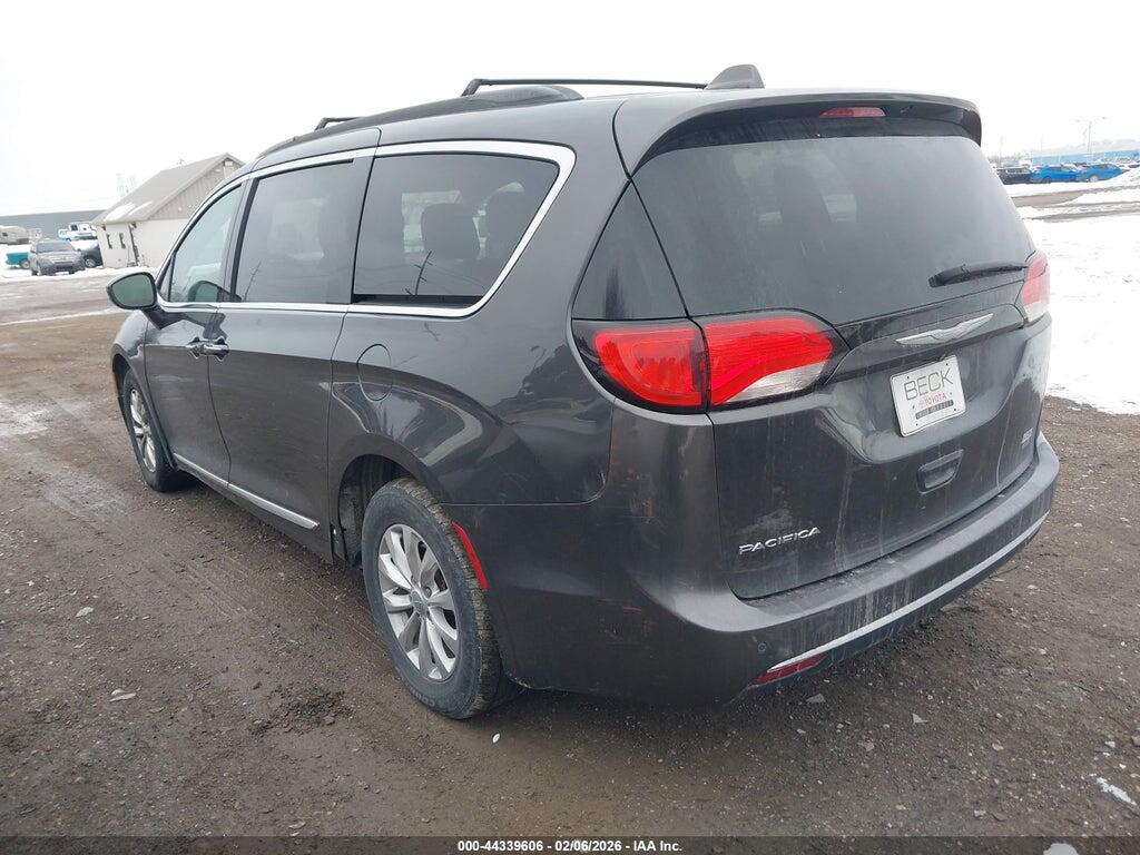 2C4RC1BG0HR795812 2017 CHRYSLER PACIFICA photo no. 3