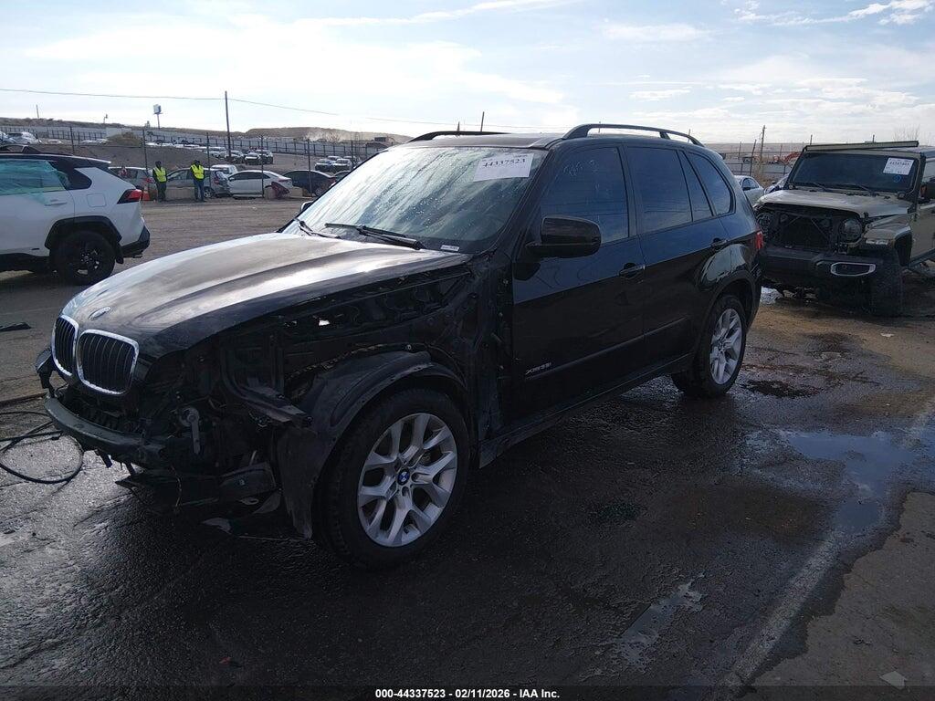 5UXZV4C59BL405913 2011 BMW X5 photo no. 2
