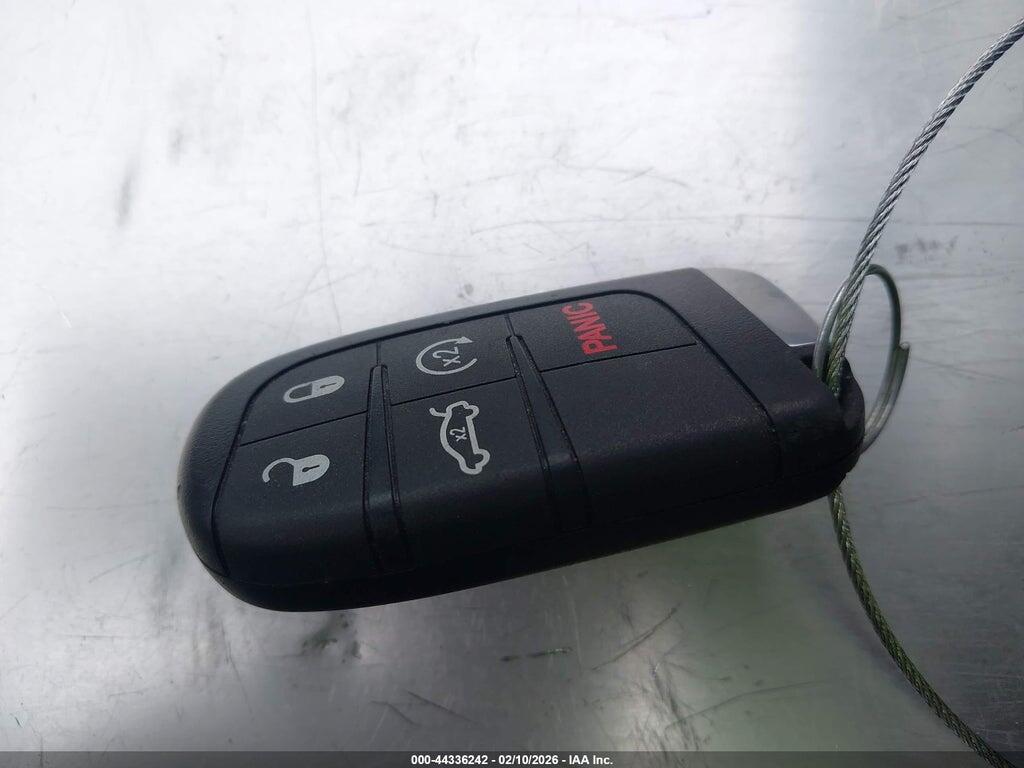 2C3CDXBG6KH695480 2019 DODGE CHARGER photo no. 11