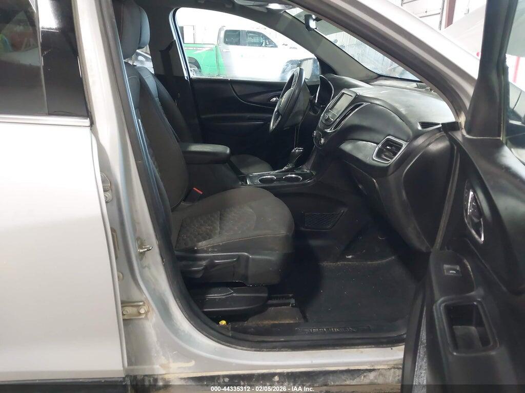 2GNAXSEV4J6311124 2018 CHEVROLET EQUINOX photo no. 5