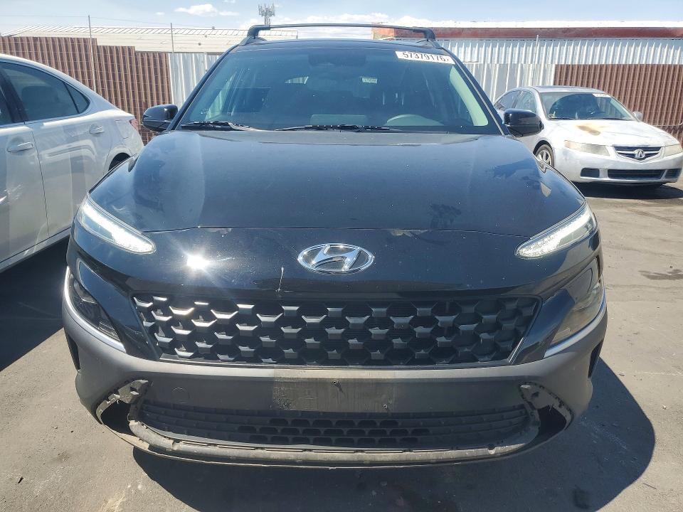 2022 HYUNDAI KONA SEL — Фото 5 из 13