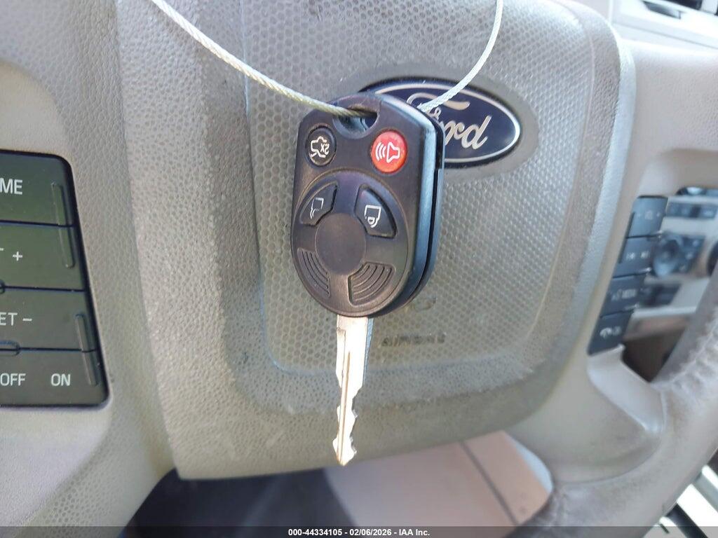 1FMCU03799KA15927 2009 FORD ESCAPE photo no. 11