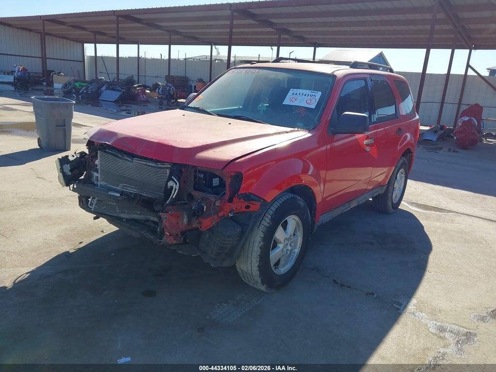 1FMCU03799KA15927 2009 FORD ESCAPE photo no. 2