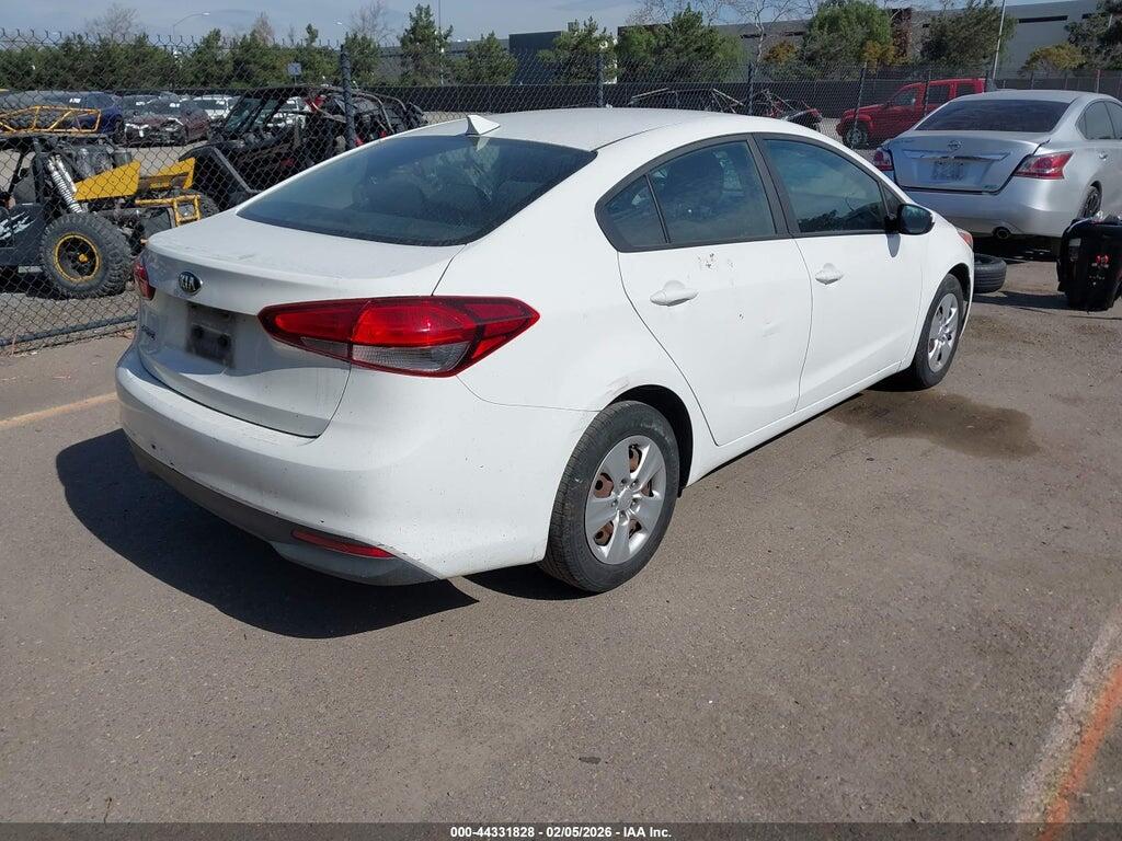 3KPFK4A75HE054436 2017 KIA FORTE photo no. 4