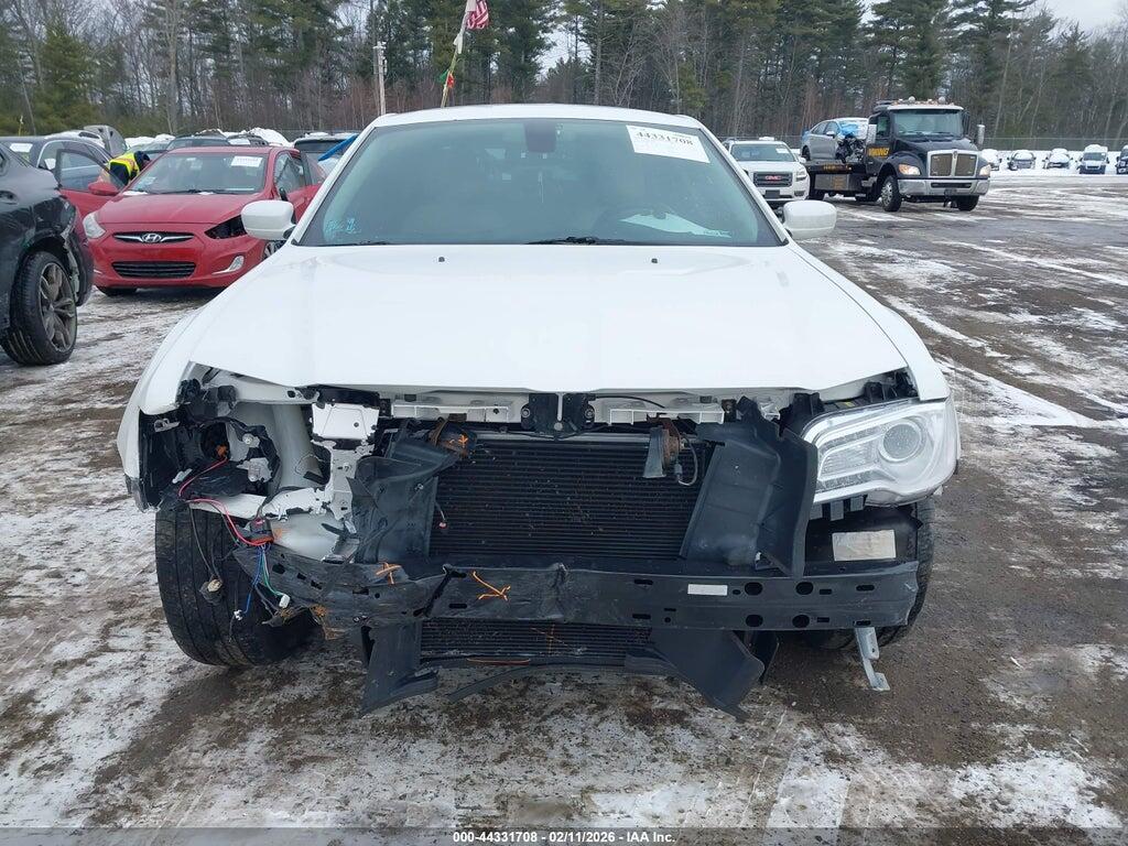 2C3CCARG0HH622104 2017 CHRYSLER 300 photo no. 12