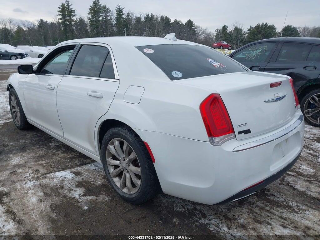 2C3CCARG0HH622104 2017 CHRYSLER 300 photo no. 3