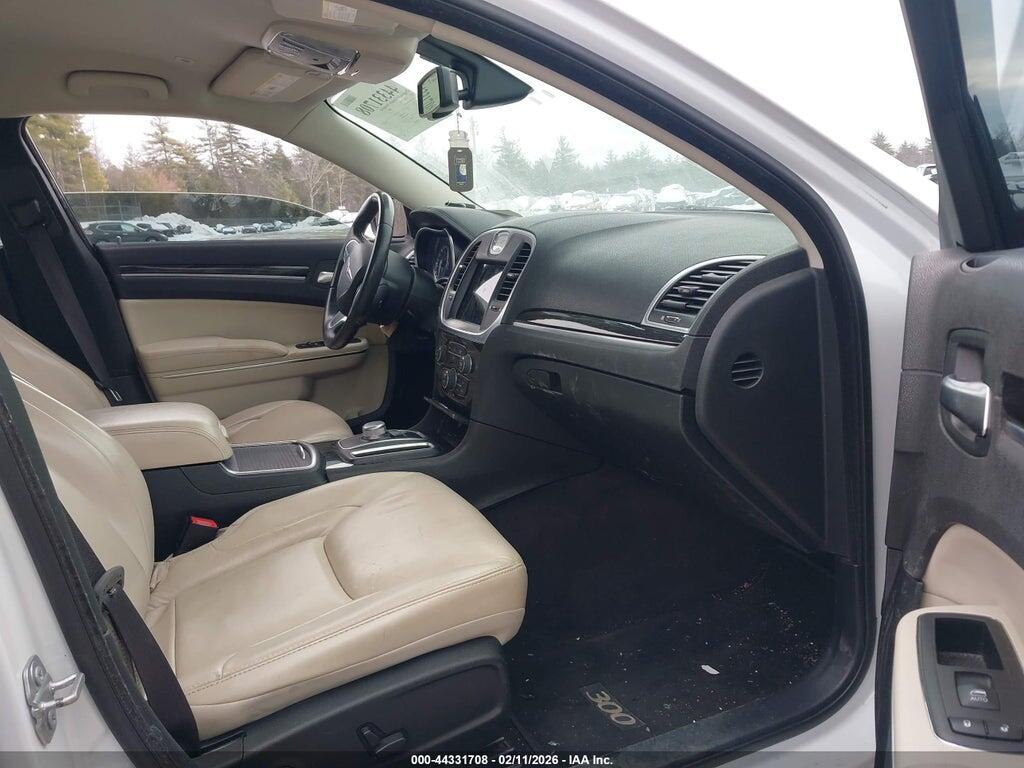 2C3CCARG0HH622104 2017 CHRYSLER 300 photo no. 5