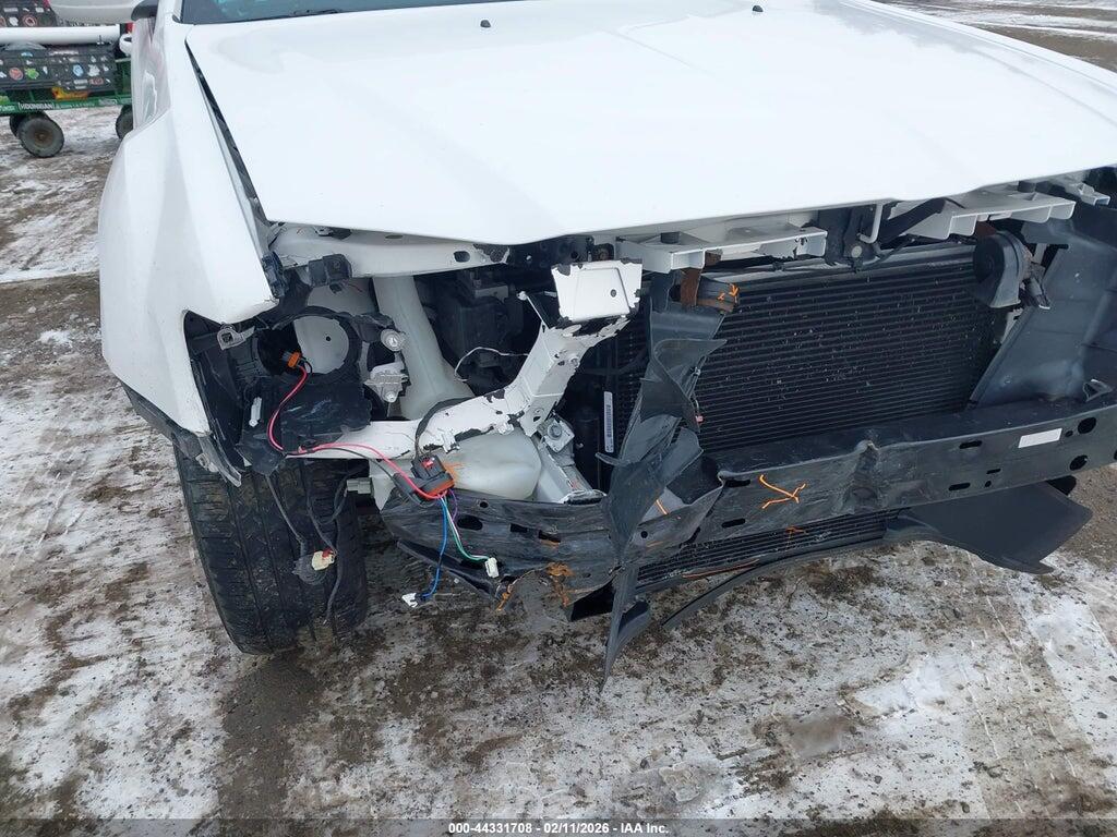 2C3CCARG0HH622104 2017 CHRYSLER 300 photo no. 6