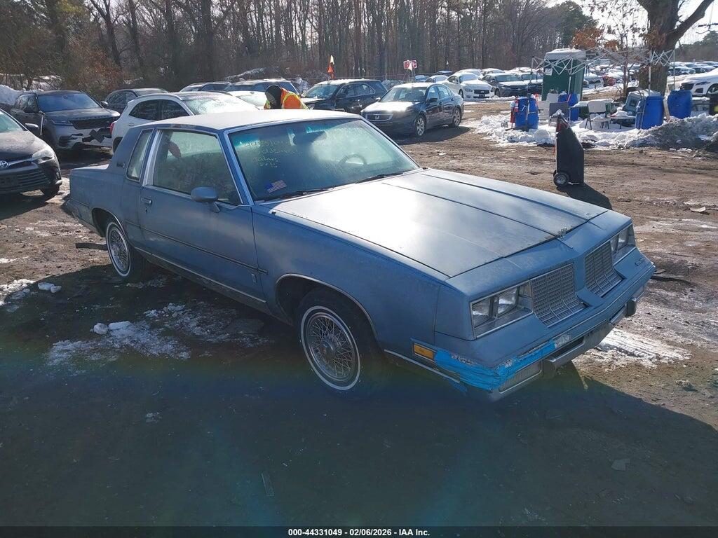 1985 OLDSMOBILE CUTLASS SUPREME 2G3GM47A8F2331750