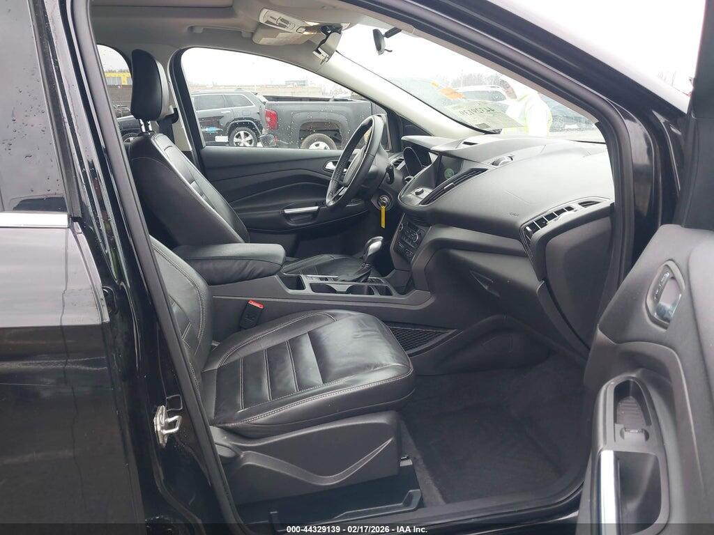 1FMCU0HD4JUA08570 2018 FORD ESCAPE photo no. 5