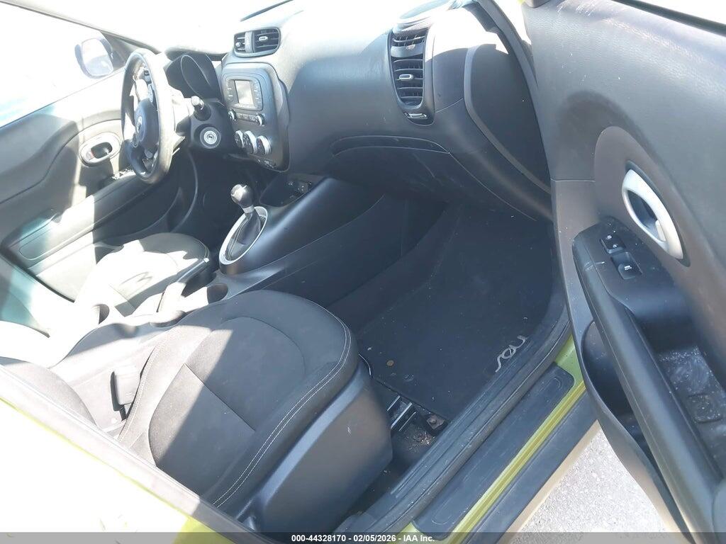 KNDJP3A53G7825740 2016 KIA SOUL photo no. 5