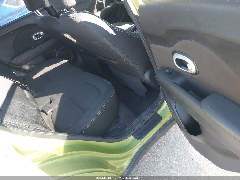 KNDJP3A53G7825740 2016 KIA SOUL photo no. 8