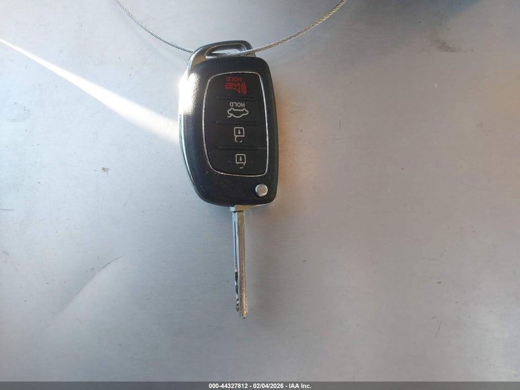 5NPE34AF3GH415110 2016 HYUNDAI SONATA photo no. 11