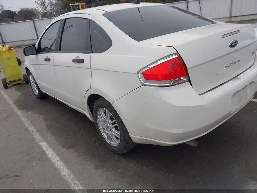 1FAHP3FN8BW150155 2011 FORD FOCUS photo no. 6