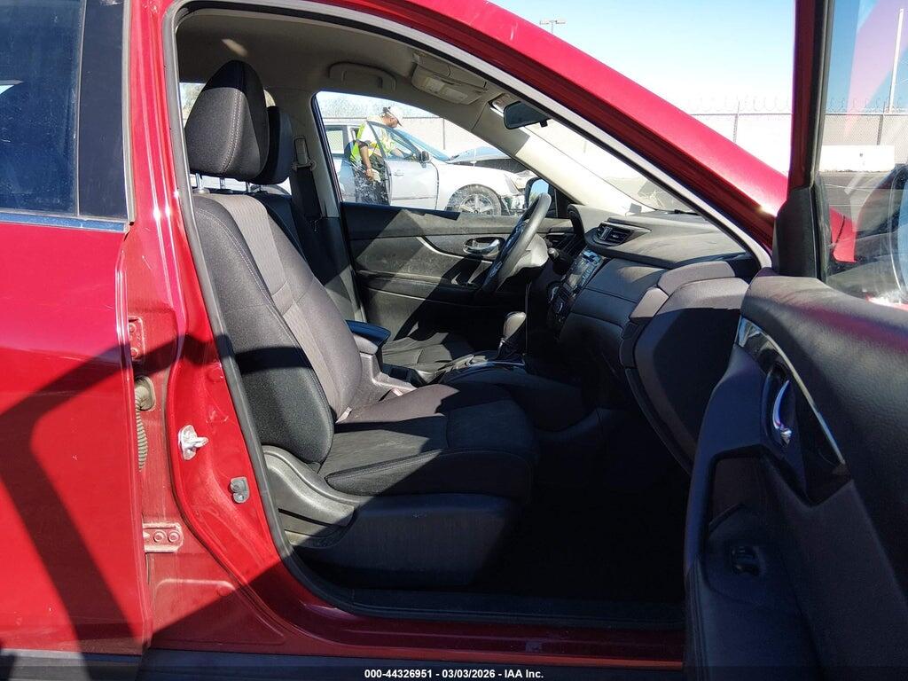JN8AT2MTXHW392008 2017 NISSAN ROGUE photo no. 5