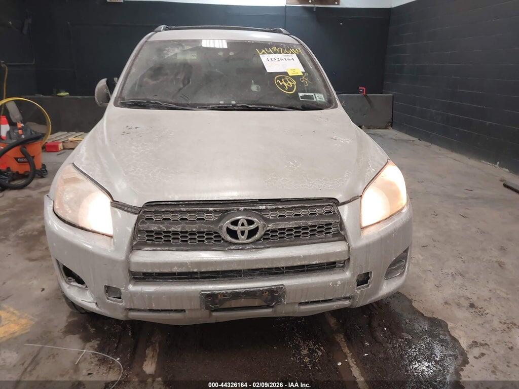 2T3ZF4DV7BW060469 2011 TOYOTA RAV4 photo no. 12