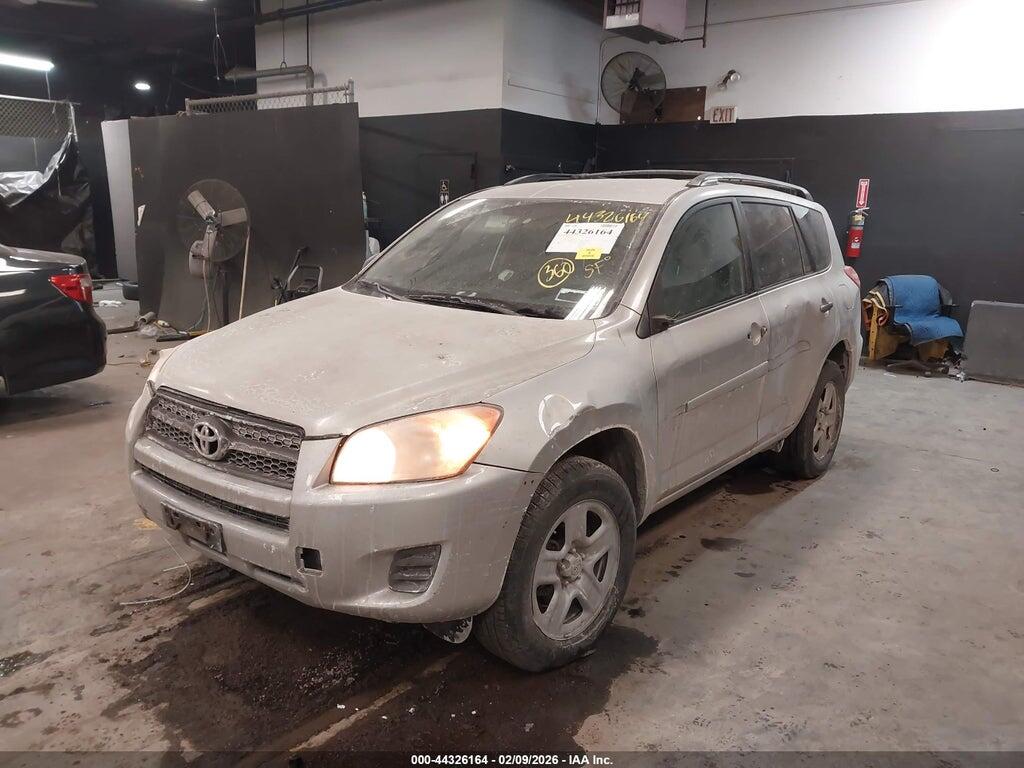 2T3ZF4DV7BW060469 2011 TOYOTA RAV4 photo no. 2