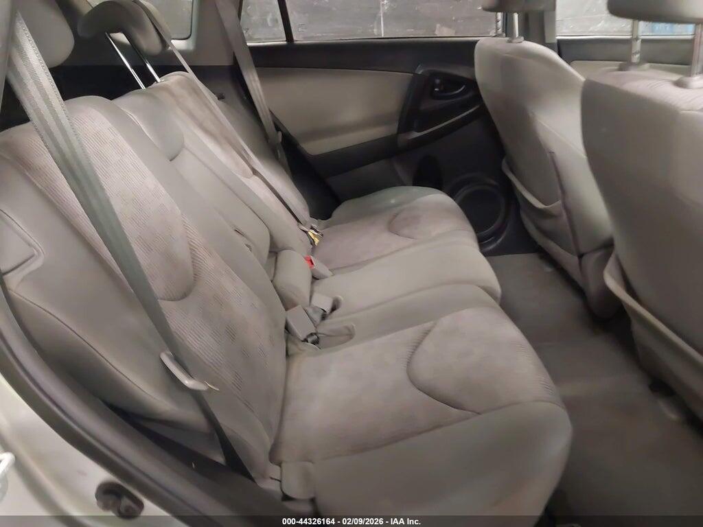 2T3ZF4DV7BW060469 2011 TOYOTA RAV4 photo no. 8