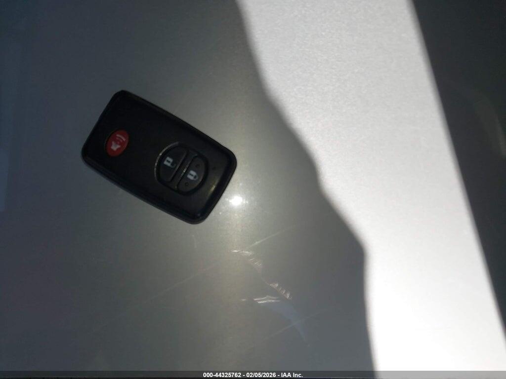 JTDKN3DU7B1400661 2011 TOYOTA PRIUS photo no. 11