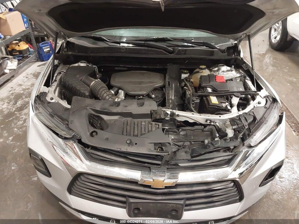 3GNKBJRS1MS557132 2021 CHEVROLET BLAZER photo no. 10