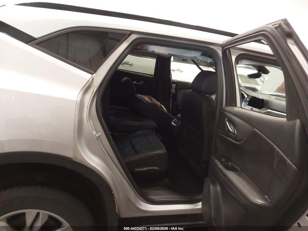 3GNKBJRS1MS557132 2021 CHEVROLET BLAZER photo no. 8