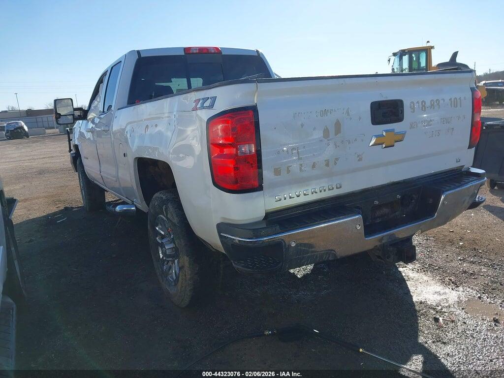 1GC2KVEG6JZ274385 2018 CHEVROLET SILVERADO 2500HD photo no. 3