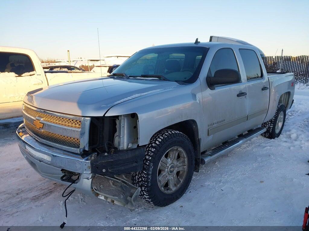 1GCPKSE74CF132948 2012 CHEVROLET SILVERADO 1500 photo no. 2