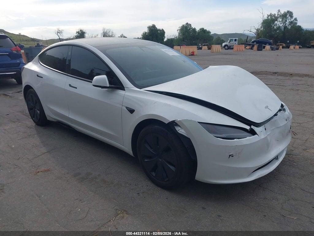 5YJ3E1EA8SF905502 2025 TESLA MODEL 3 photo no. 1