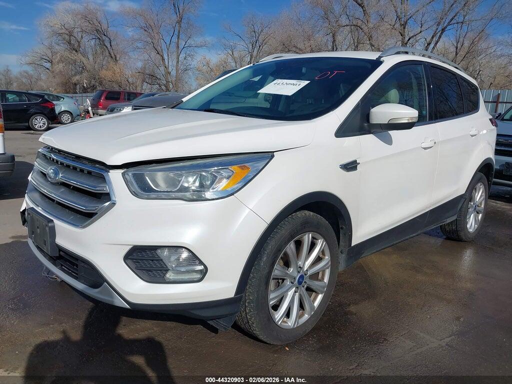 1FMCU9JD4HUC89956 2017 FORD ESCAPE photo no. 2
