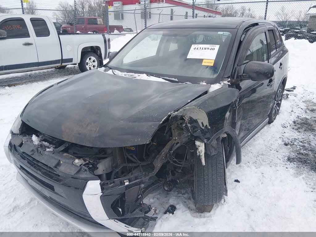 JA4AZ3A37JJ006372 2018 MITSUBISHI OUTLANDER photo no. 6