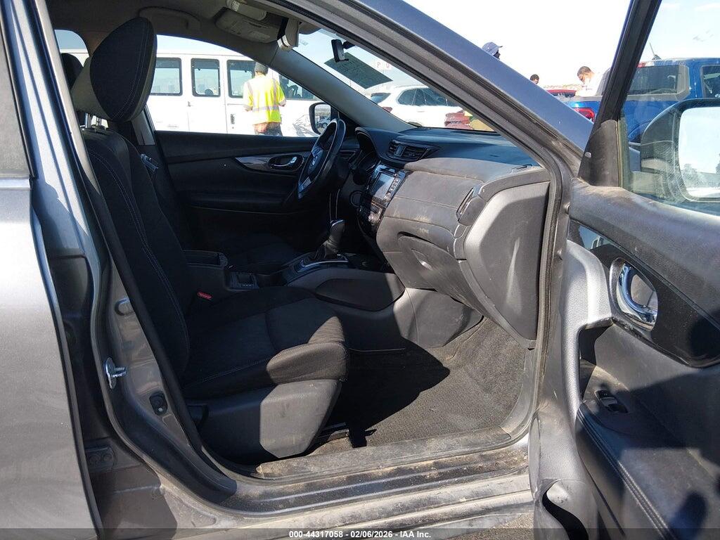 KNMAT2MT3HP514648 2017 NISSAN ROGUE photo no. 5