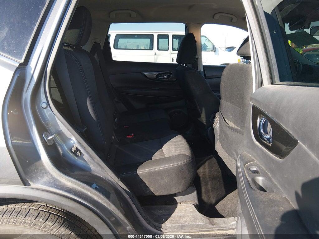 KNMAT2MT3HP514648 2017 NISSAN ROGUE photo no. 8
