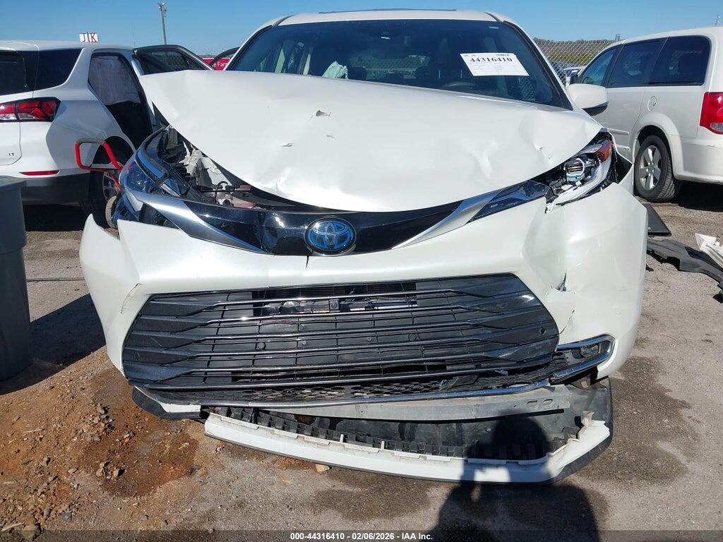 5TDESKFC5MS028618 2021 TOYOTA SIENNA photo no. 11