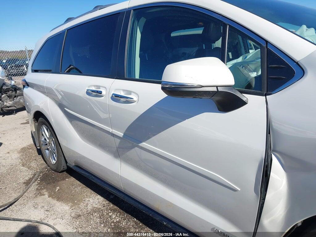 5TDESKFC5MS028618 2021 TOYOTA SIENNA photo no. 12