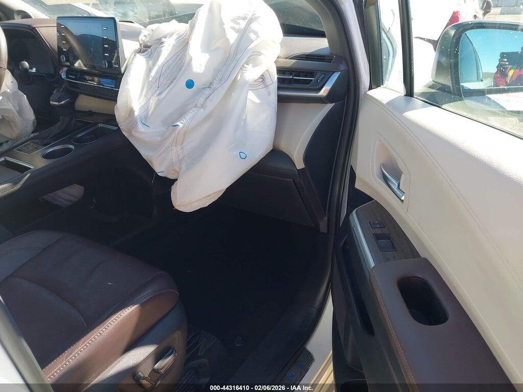 5TDESKFC5MS028618 2021 TOYOTA SIENNA photo no. 5