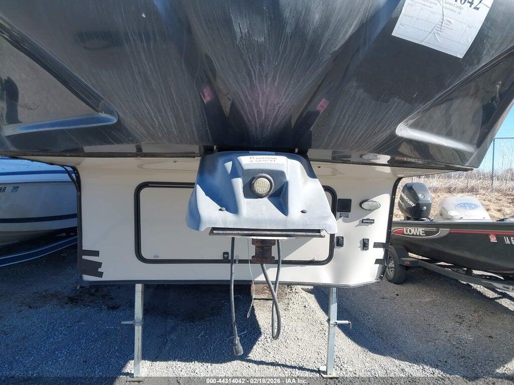 5ZT3CHYB0EA310030 2014 FOREST RIVER CHAPARRAL 328 RES 5TH WHEEL TRVL TRAILER photo no. 10