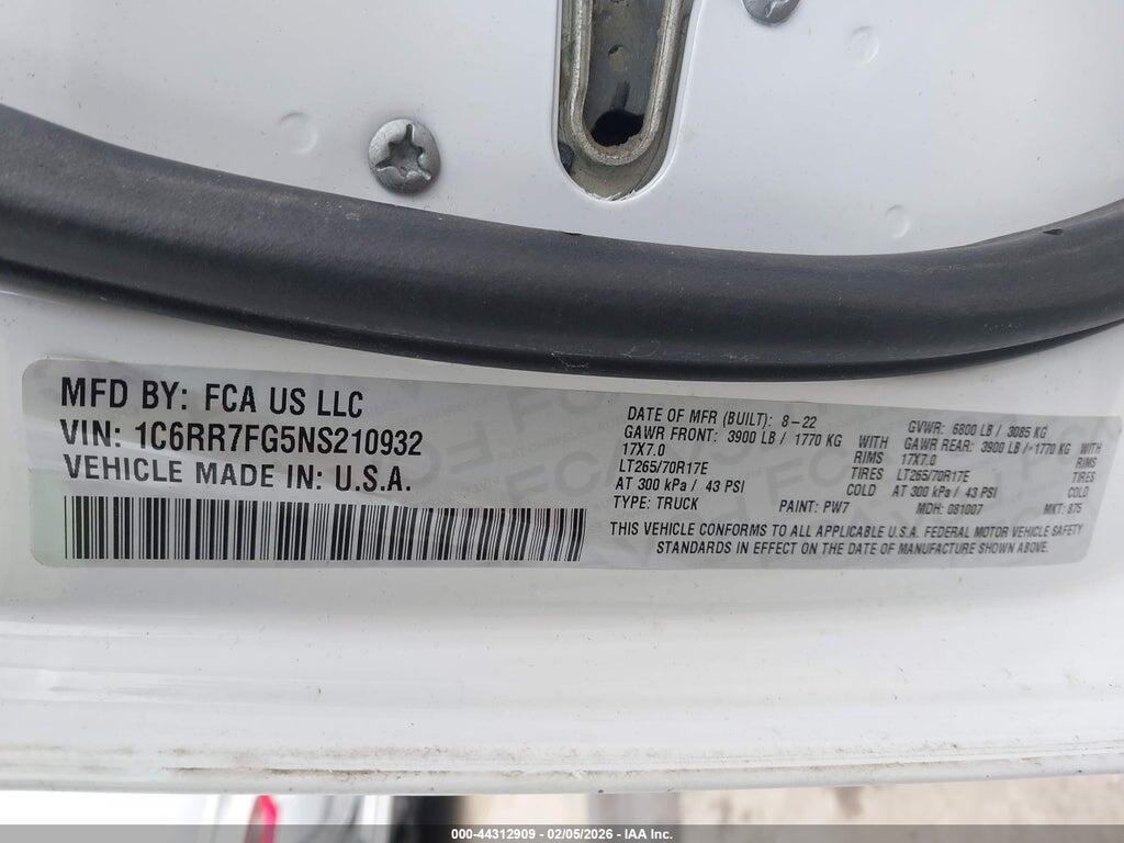 1C6RR7FG5NS210932 2022 RAM 1500 CLASSIC photo no. 9
