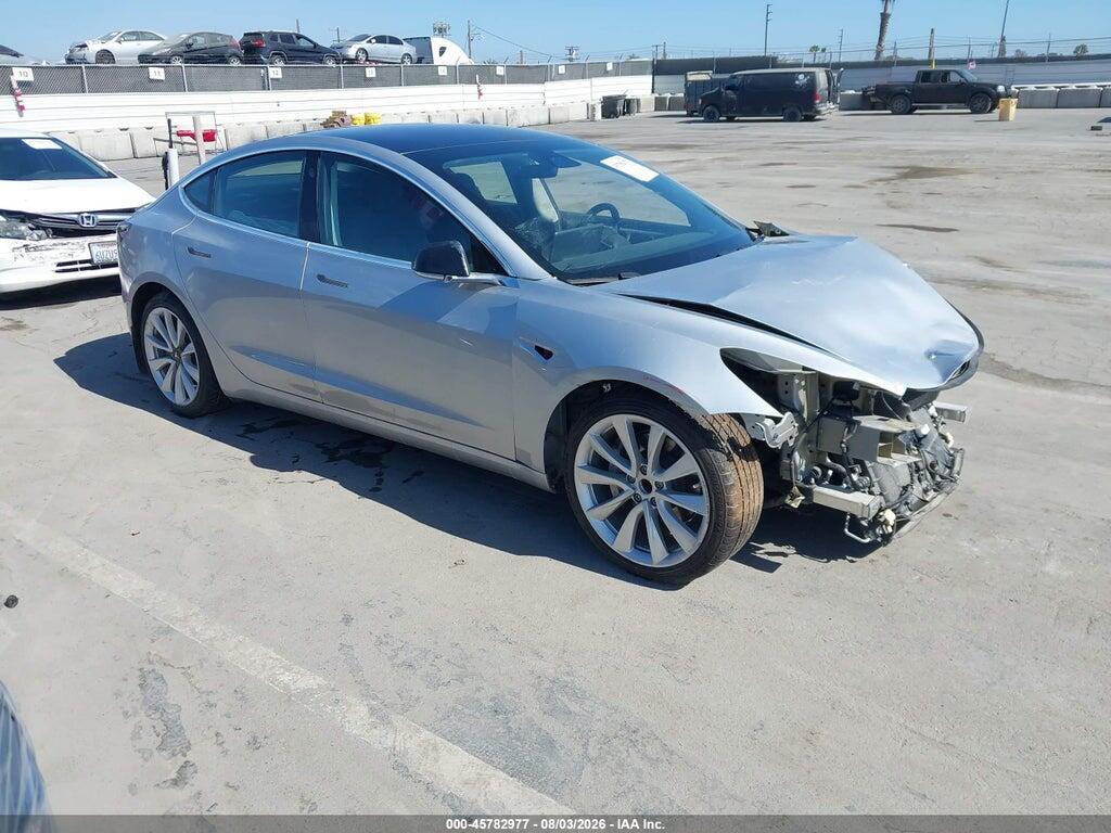 5YJ3E1EA0JF098892 2018 TESLA MODEL 3 photo no. 1