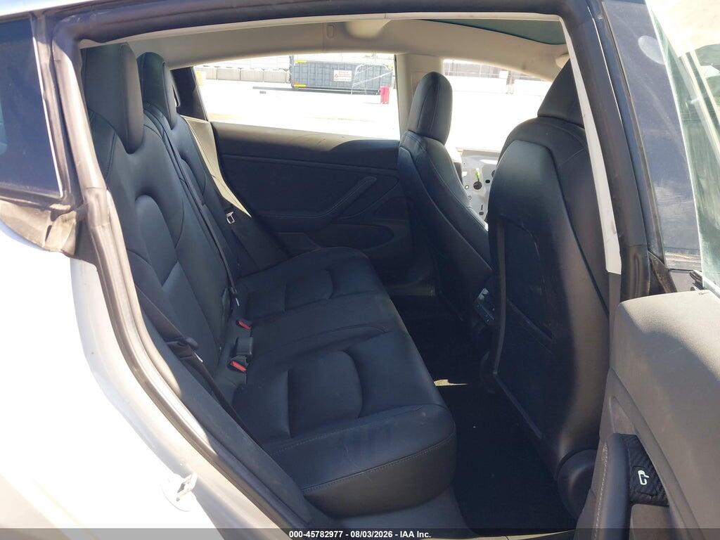 5YJ3E1EA0JF098892 2018 TESLA MODEL 3 photo no. 8