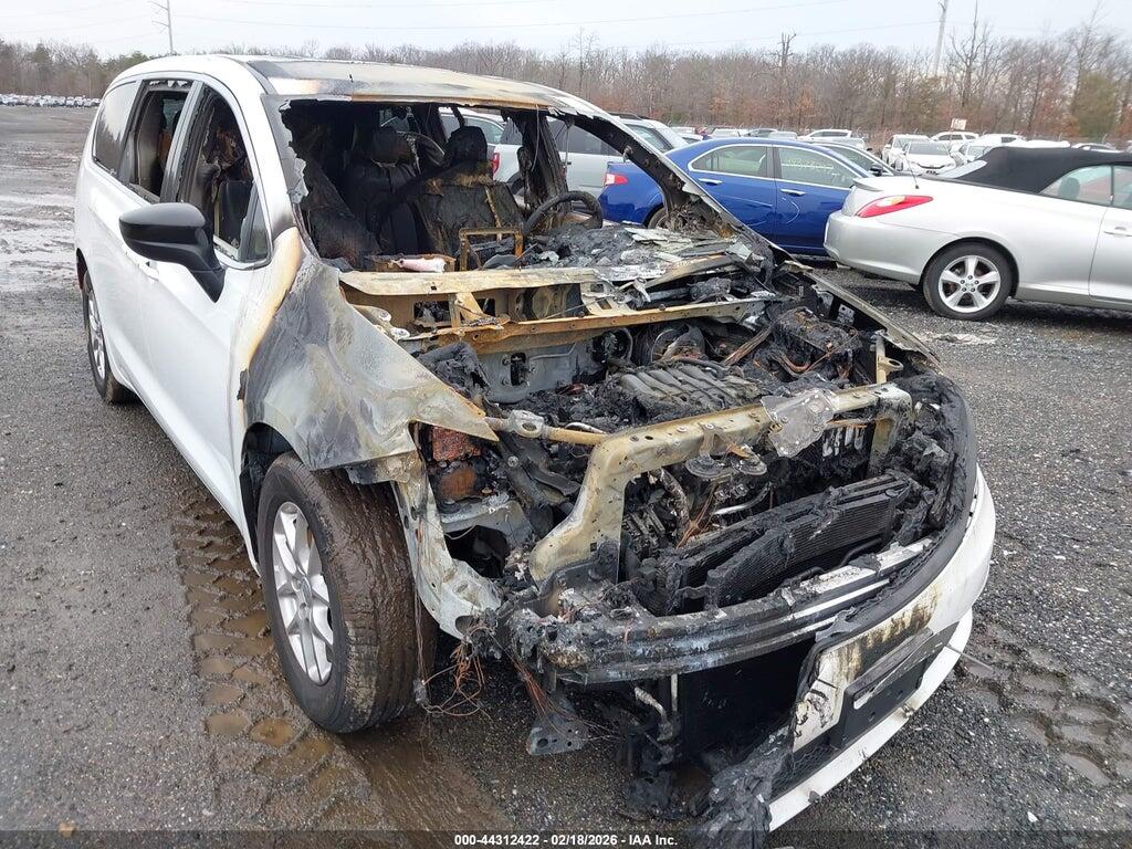 2C4RC1CG3RR113439 2024 CHRYSLER VOYAGER photo no. 6