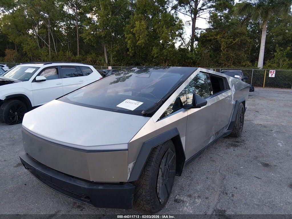 7G2CEHEE1RA035317 2024 TESLA CYBERTRUCK photo no. 6