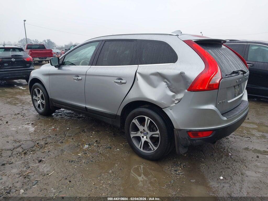 YV4902DZ3C2301556 2012 VOLVO XC60 photo no. 3