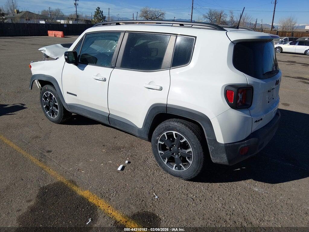 ZACNJDB11PPP30386 2023 JEEP RENEGADE photo no. 3