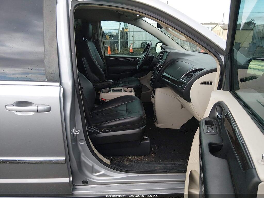 2C4RC1BG9GR215066 2016 CHRYSLER TOWN & COUNTRY photo no. 5